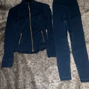 Lululemon Athletica Navy Blue Leggings Set with Gold Accents